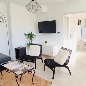 Apartment Le Jardin Arlesien - Parking, Arles