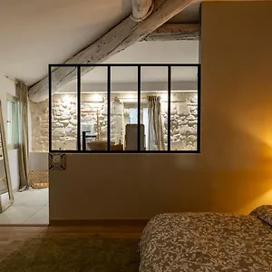 Apartment Charmante Maison En : La Roquette, Arles