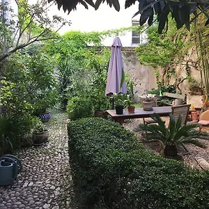 Bed & Breakfast La Vagabonde, Arles